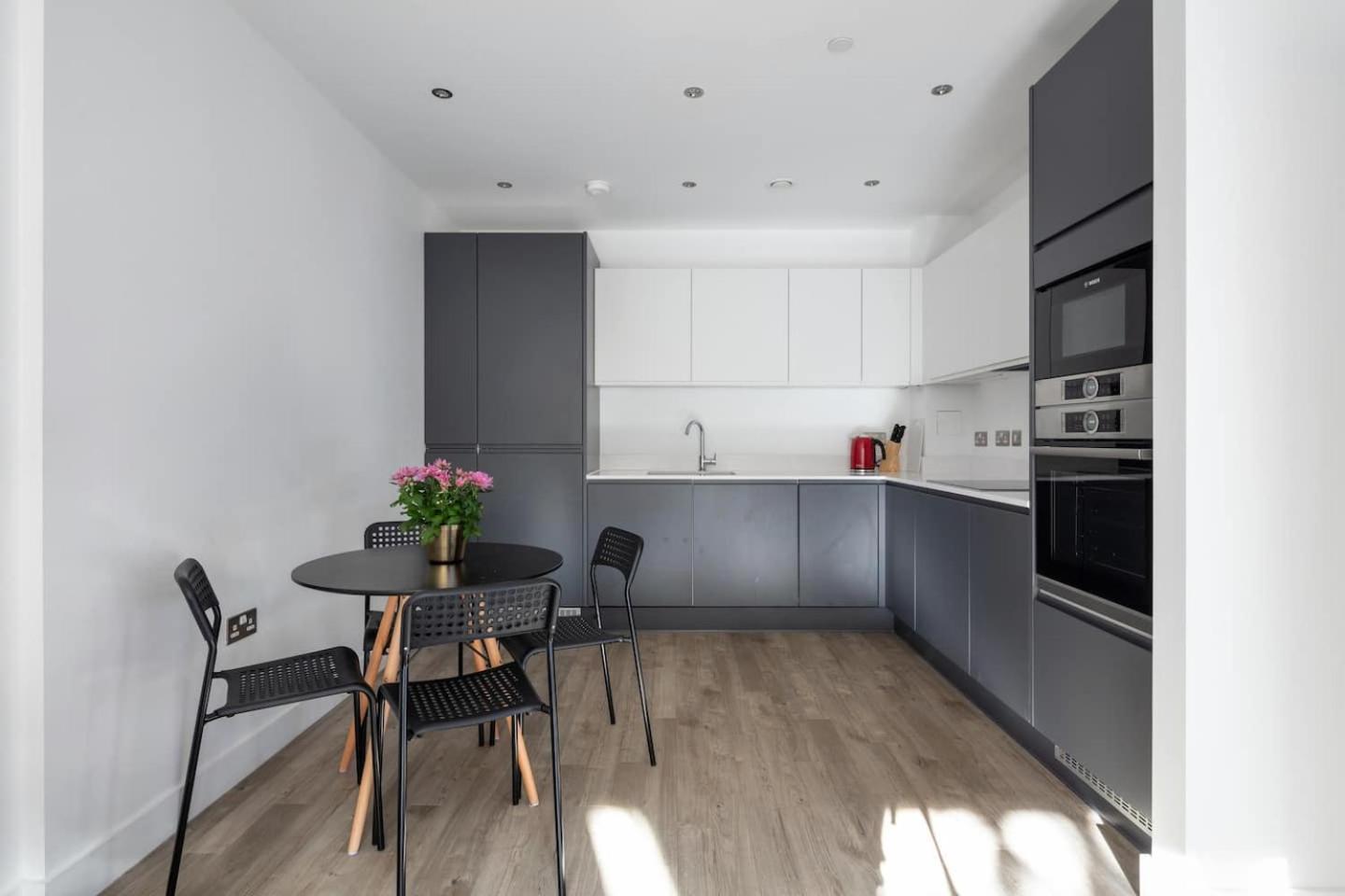 Appartamento 2 Mins Walk From Ucl Campus And Stadium